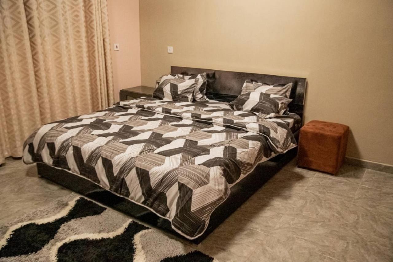 Bays Boutique Apartment Accra Ngoại thất bức ảnh