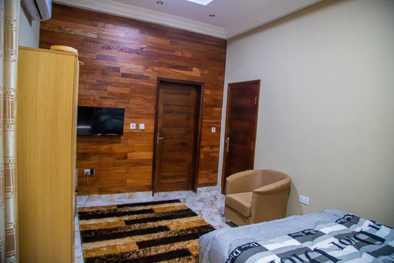 Bays Boutique Apartment Accra Ngoại thất bức ảnh