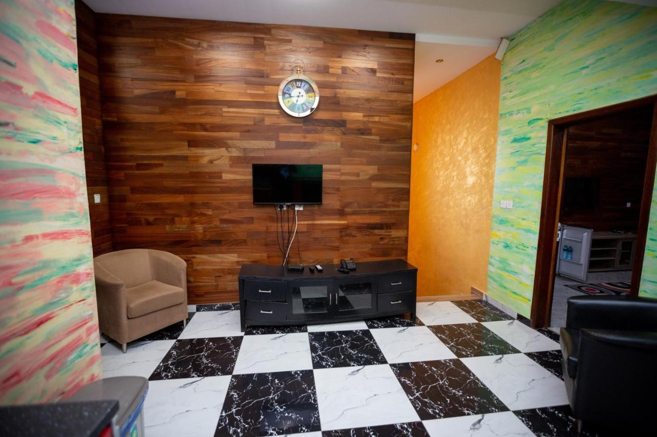 Bays Boutique Apartment Accra Ngoại thất bức ảnh