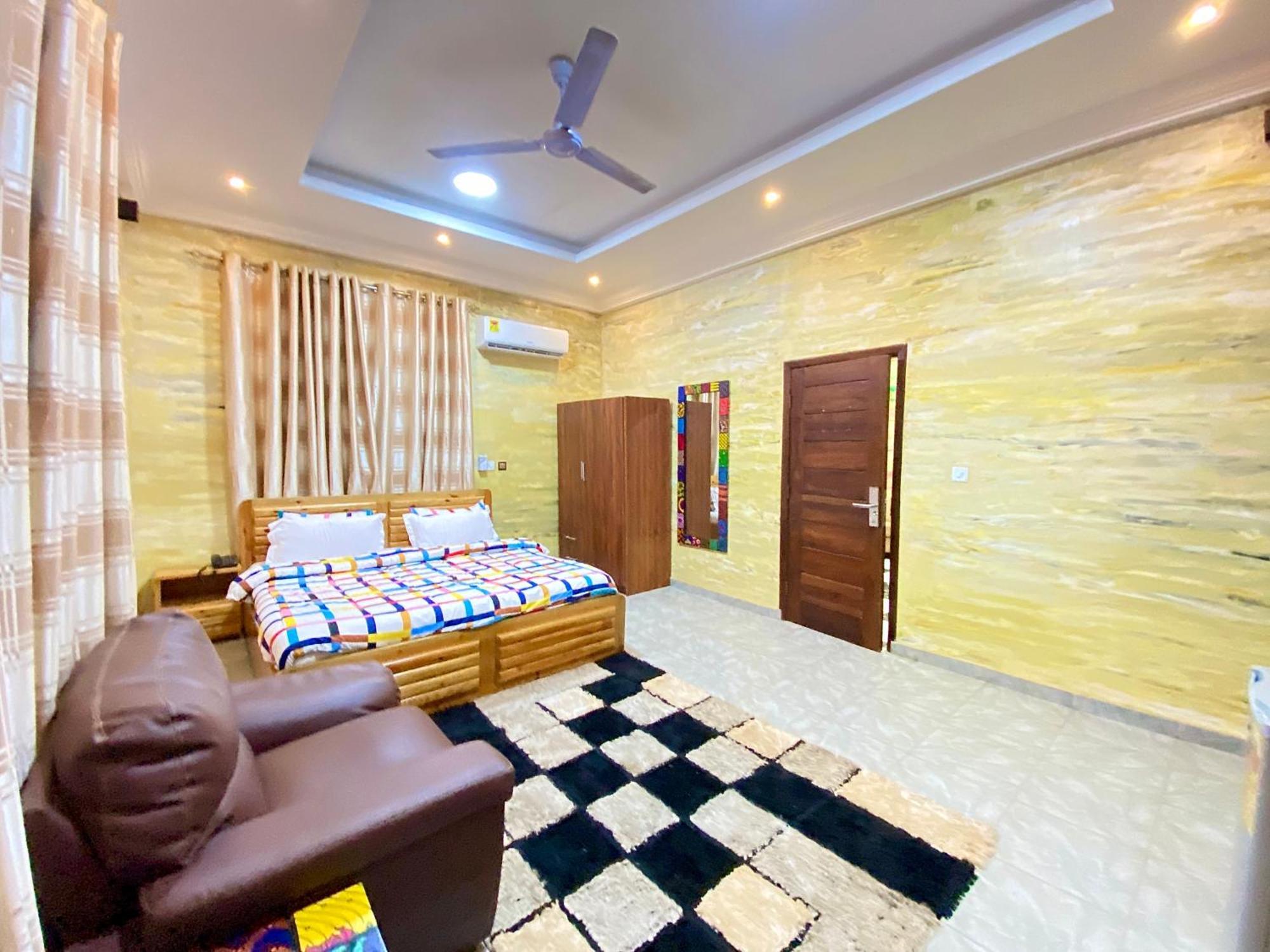 Bays Boutique Apartment Accra Ngoại thất bức ảnh