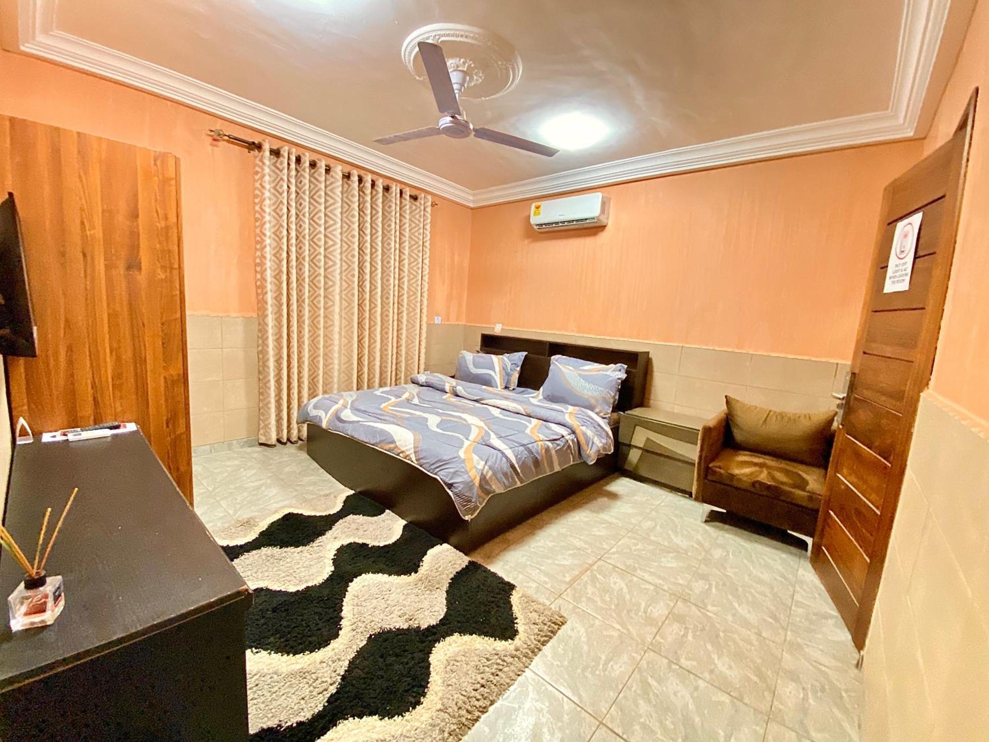 Bays Boutique Apartment Accra Ngoại thất bức ảnh