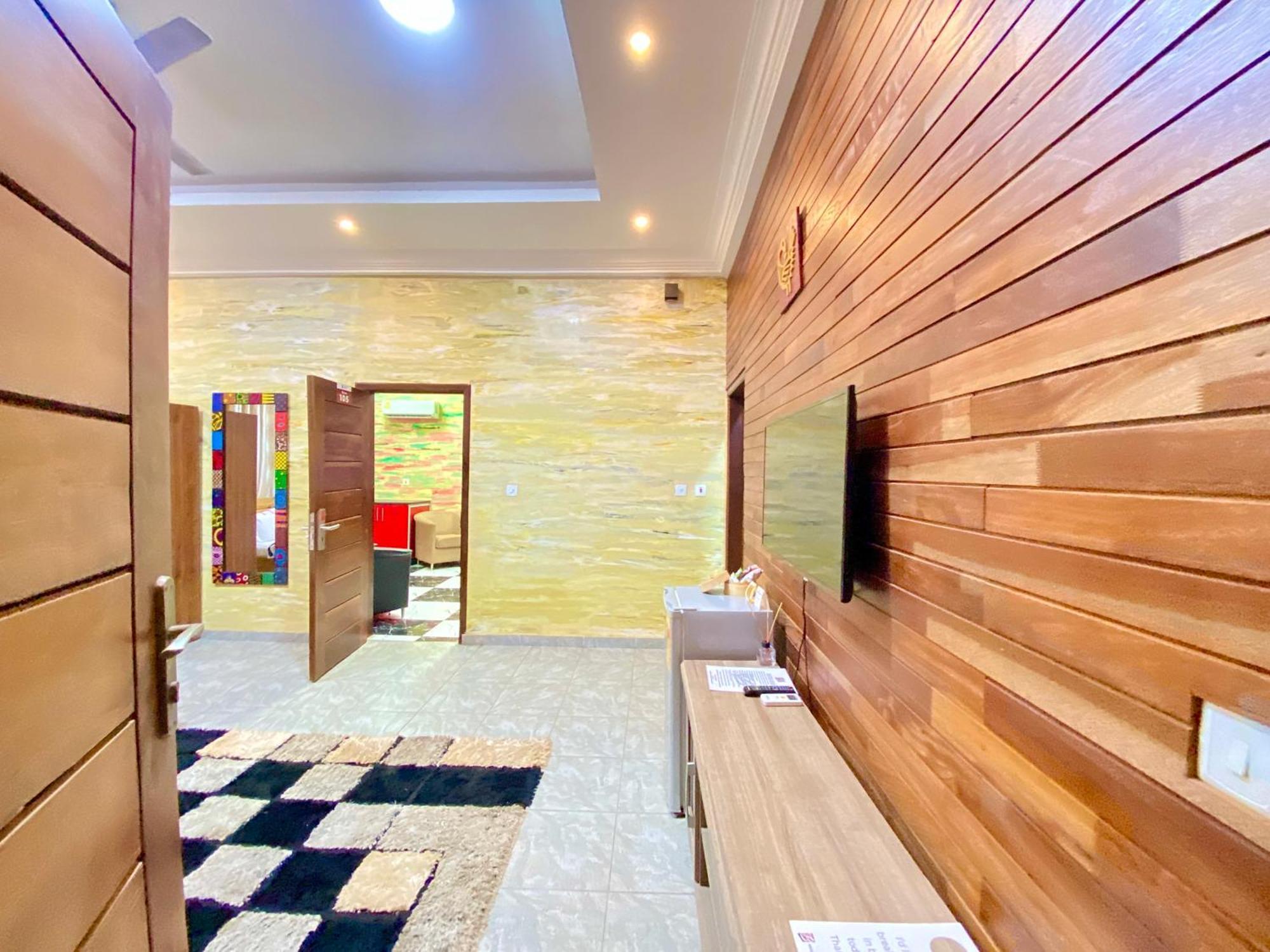 Bays Boutique Apartment Accra Ngoại thất bức ảnh