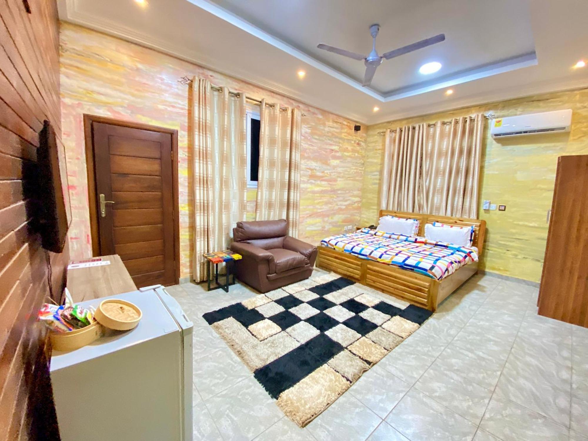 Bays Boutique Apartment Accra Ngoại thất bức ảnh