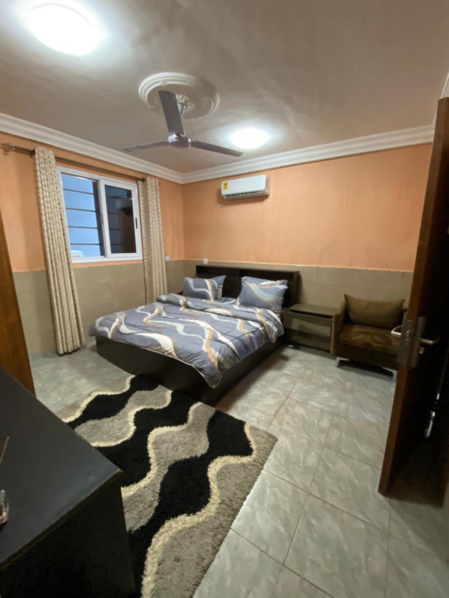 Bays Boutique Apartment Accra Ngoại thất bức ảnh