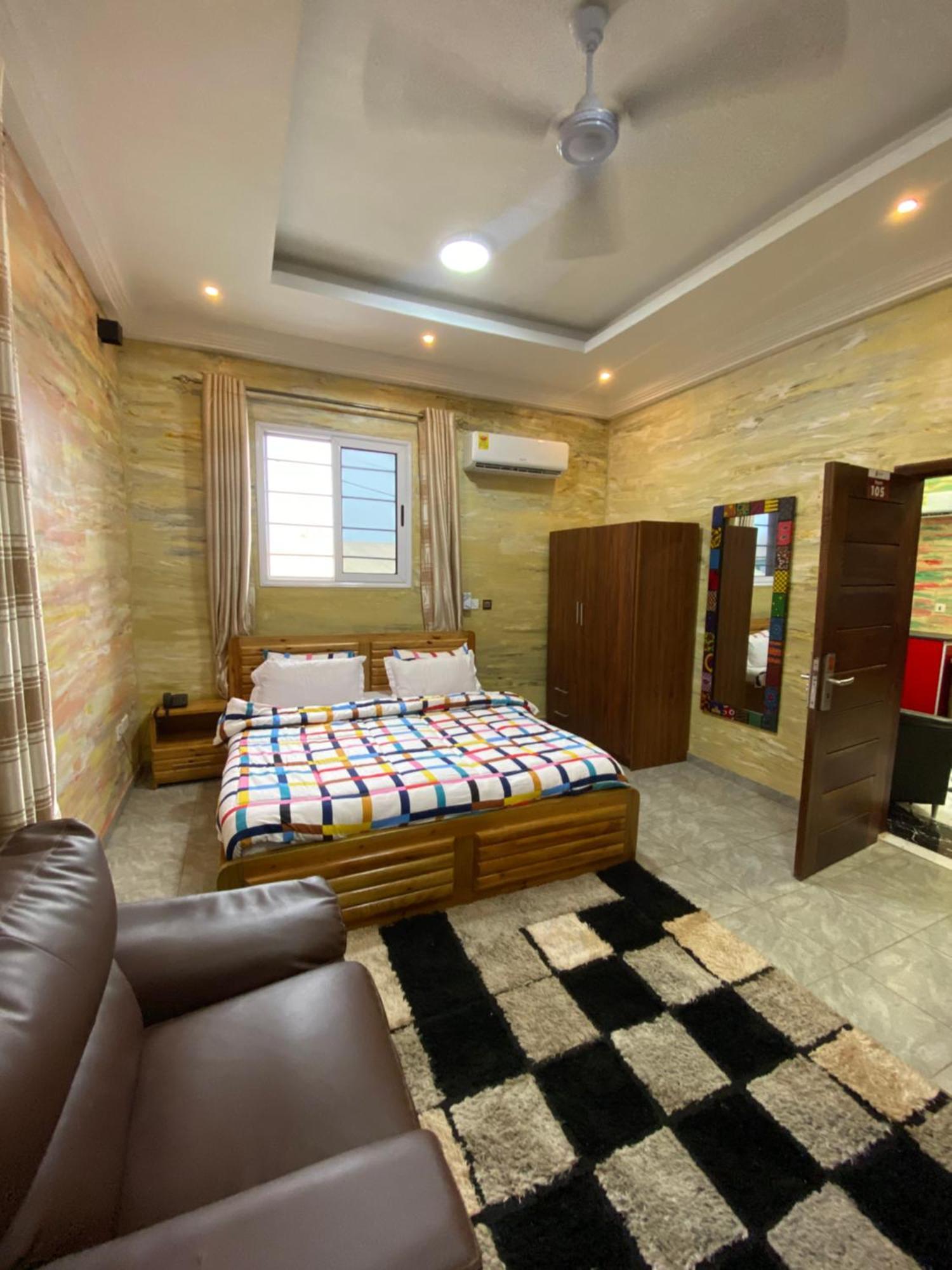 Bays Boutique Apartment Accra Ngoại thất bức ảnh