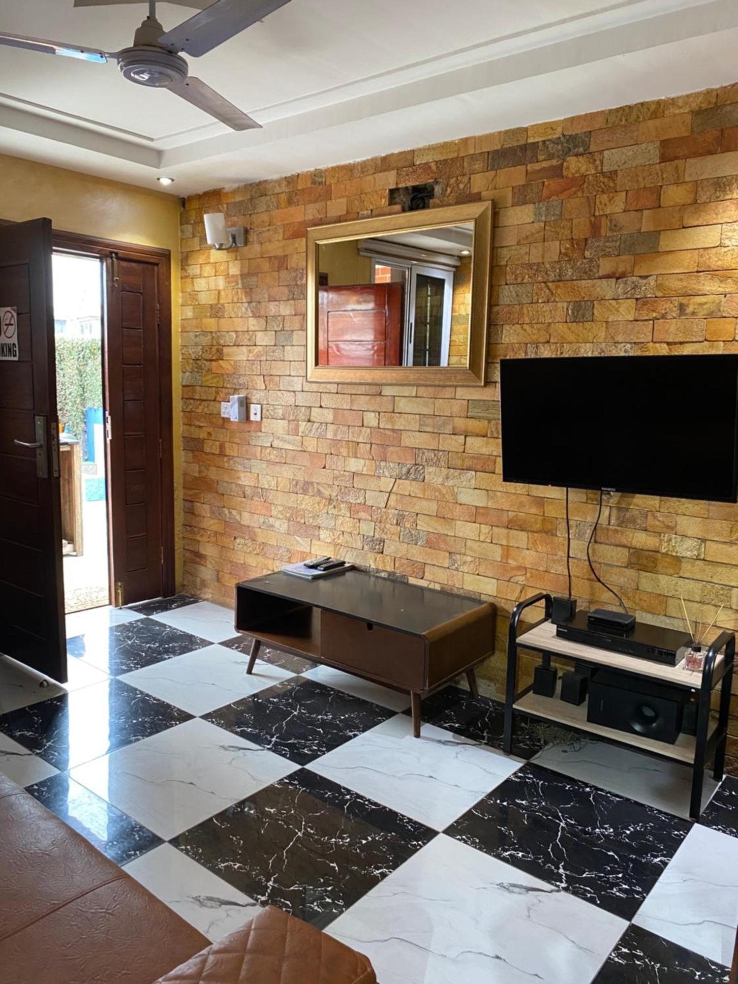 Bays Boutique Apartment Accra Ngoại thất bức ảnh