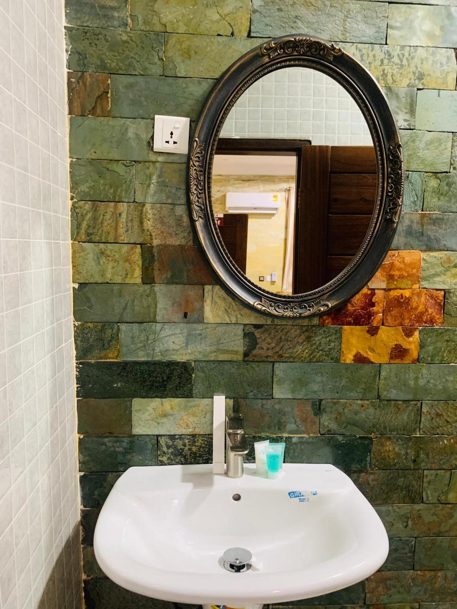 Bays Boutique Apartment Accra Ngoại thất bức ảnh